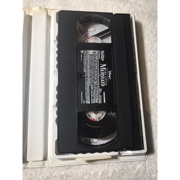 Disney’s The Little Mermaid VHS Tape Masterpiece Edition Special Edition - Picture 3 of 3